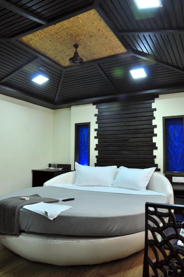 Hotel Anandhiram Heritage Karaikal Εξωτερικό φωτογραφία
