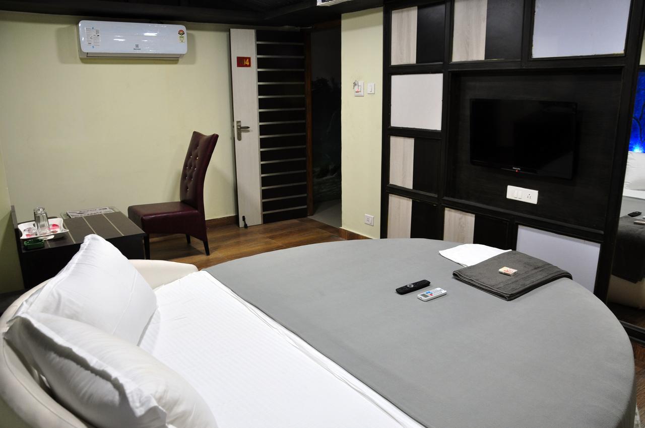 Hotel Anandhiram Heritage Karaikal Εξωτερικό φωτογραφία