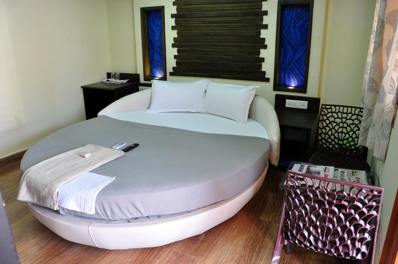 Hotel Anandhiram Heritage Karaikal Εξωτερικό φωτογραφία